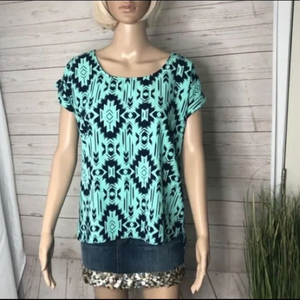 Pink Rose patterned short sleeve tee